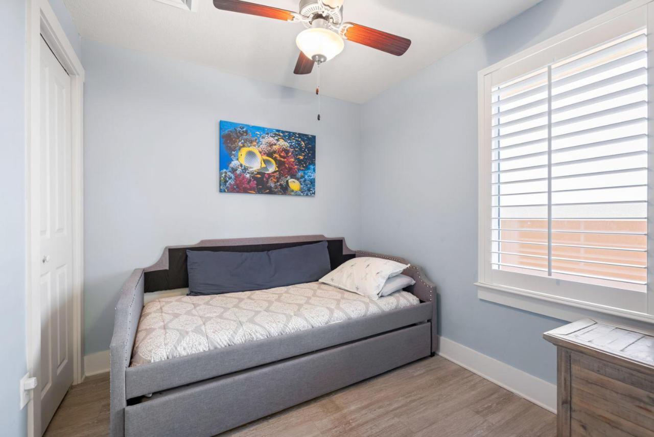 Apartment Luxury Calypso Tower 3! Free Chair Service For 4! By Dolce Getaways Pcb *
